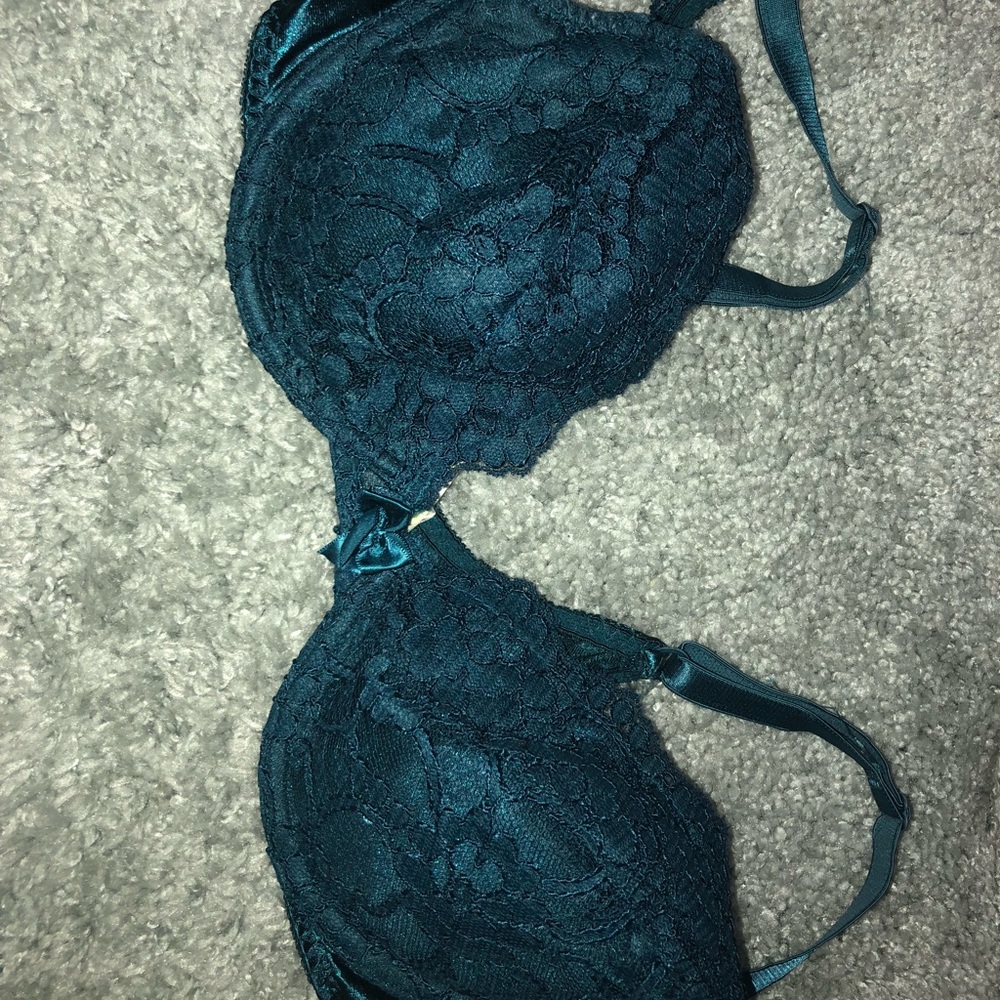 Victoria’s Secret bra